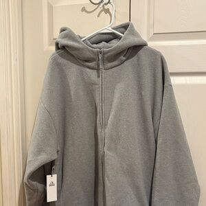 NWT Gray Zip-Up Hoodie aritzia golden polartec fleece